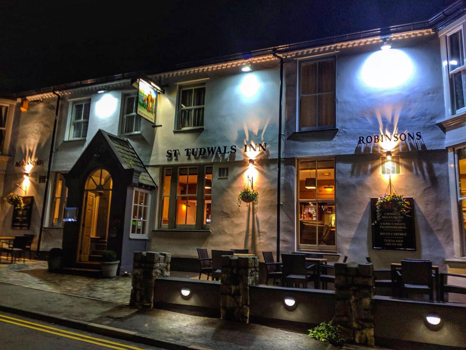 Eating out Lleyn Holidays